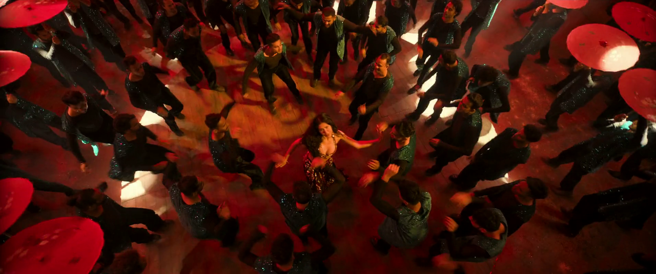 [Image: vlcsnap-2025-10-29-19h31m43s567.png]