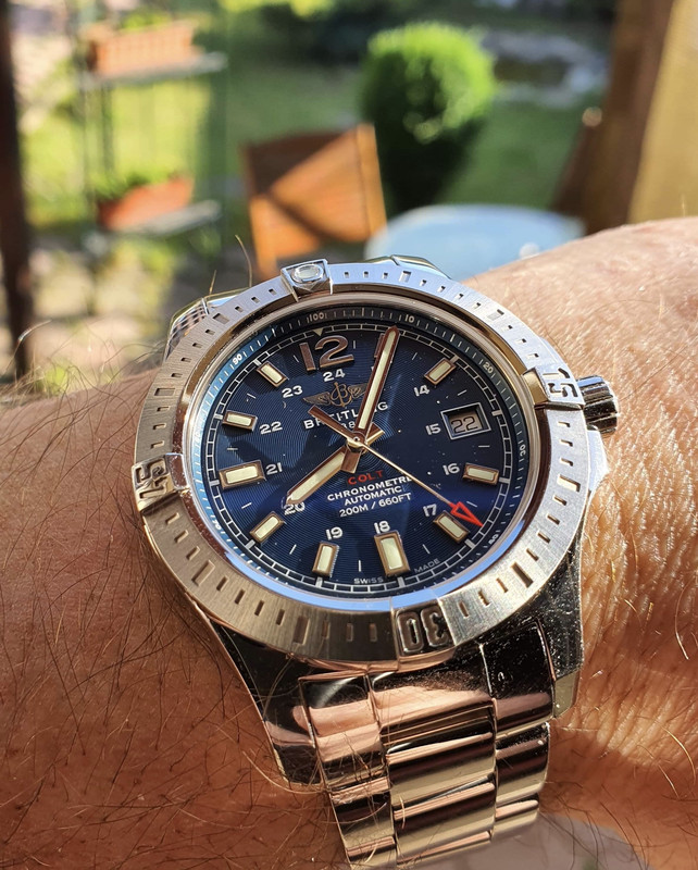 EC97BA1B-8DDE-499A-94DE-DBC3195125FF