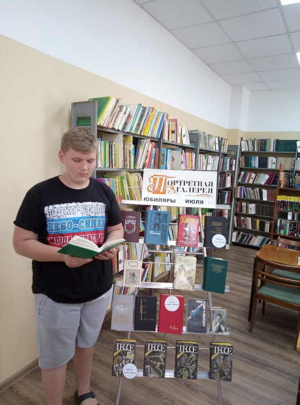 b51c0f7b-1d07-402f-82f2-f5f1a068c552