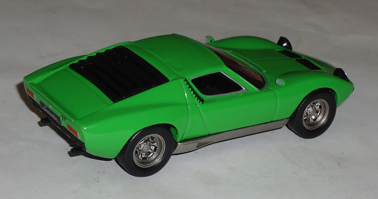 Lamborghini-Miura-P400SV1