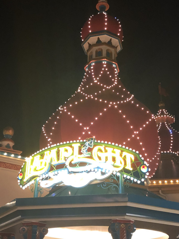 1F260562-18F4-4A12-BF69-500884D5B4AB