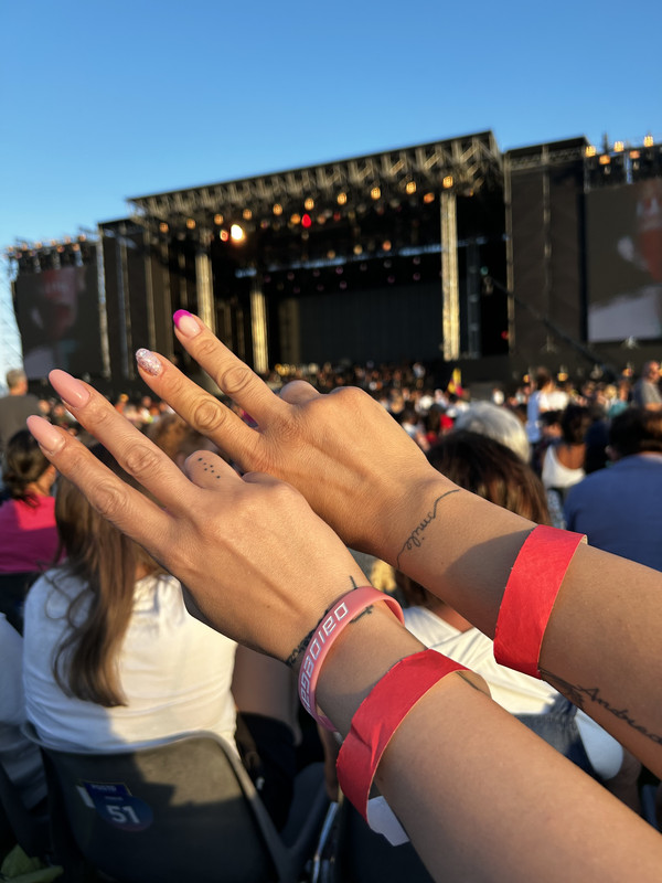 D7587523-9BEA-467A-A160-B113336AD067