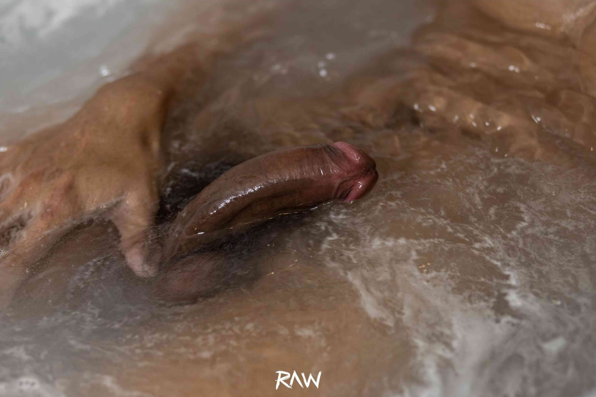 153