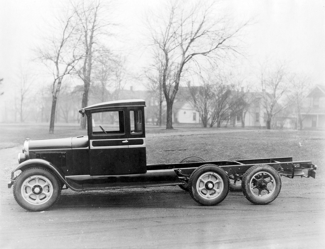 GB '28c Dual Duty tag axle Grand Rapids '29 — Postimages