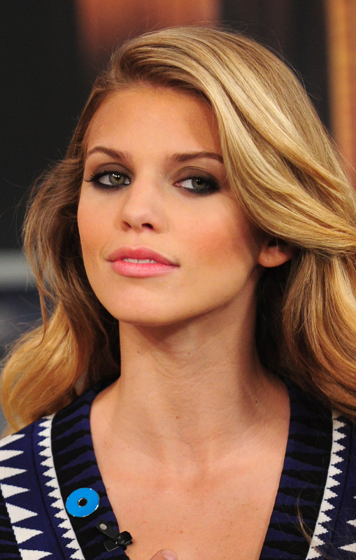 AnnaLynneMcCord_GoodDayNewYorkAppearance_March5_2015_ (9)