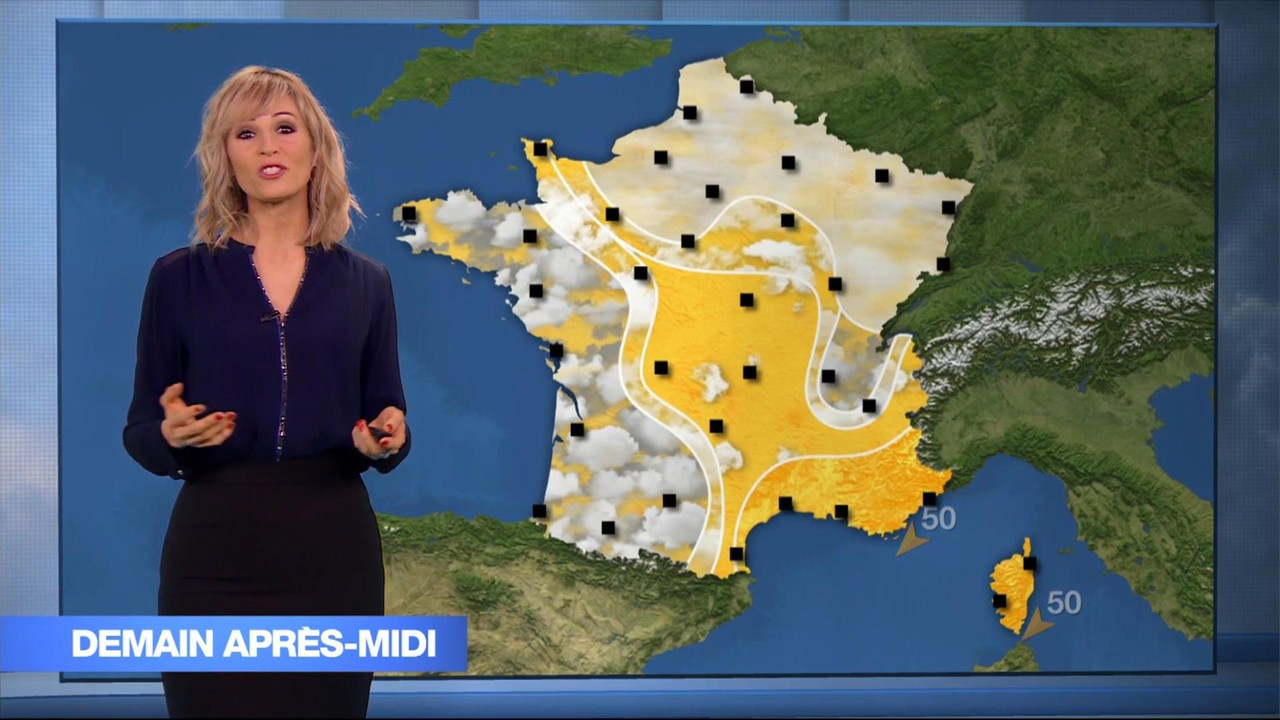 Stéphanie Duval 241218.mp4_snapshot_00.55_[2018.12.24_23.22.23]