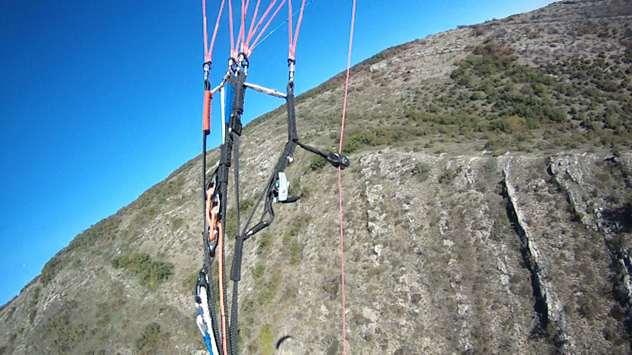 FILE0350-807567641-4