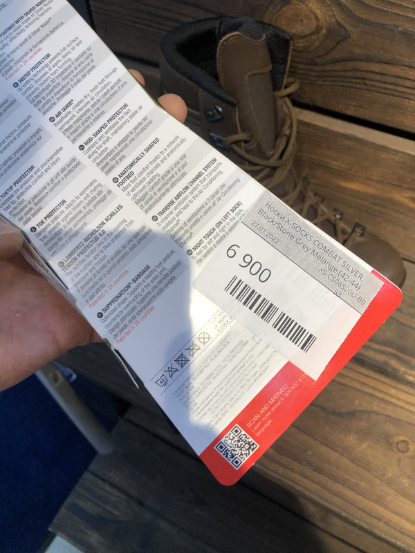 9F68B7A6-6F11-437E-ACC1-0AB056B7C731