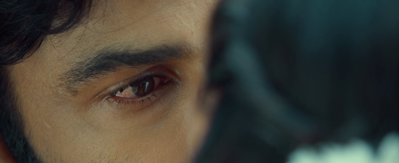 Kayal Anandhi-  Hot  Intimate Scene - Sridevi Soda Center  (6)