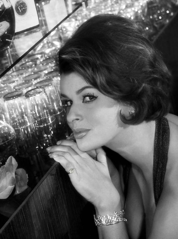 Senta_Berger_ma81
