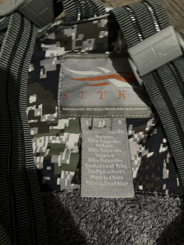 D1E84709-FB0D-420F-871F-4F7FA7A4D118