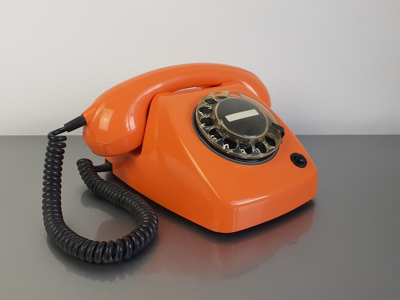 ptt-t65-orange-oranje-telefoon-ericsson-1974-draaischijf-2.jpg