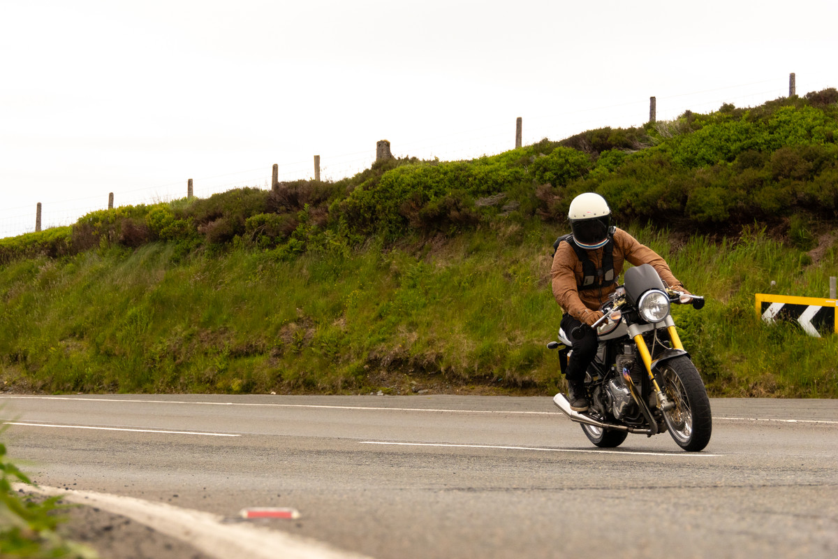 Pictures of your Norton 961