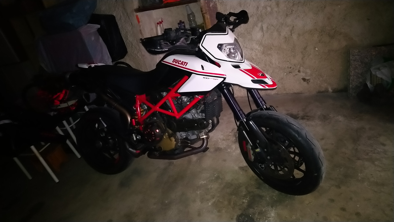 La mia Hypermotard (02)