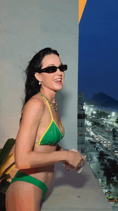 9C46D05654EEB03C3EE4D5E6EE1747BD_video_dashinit-min