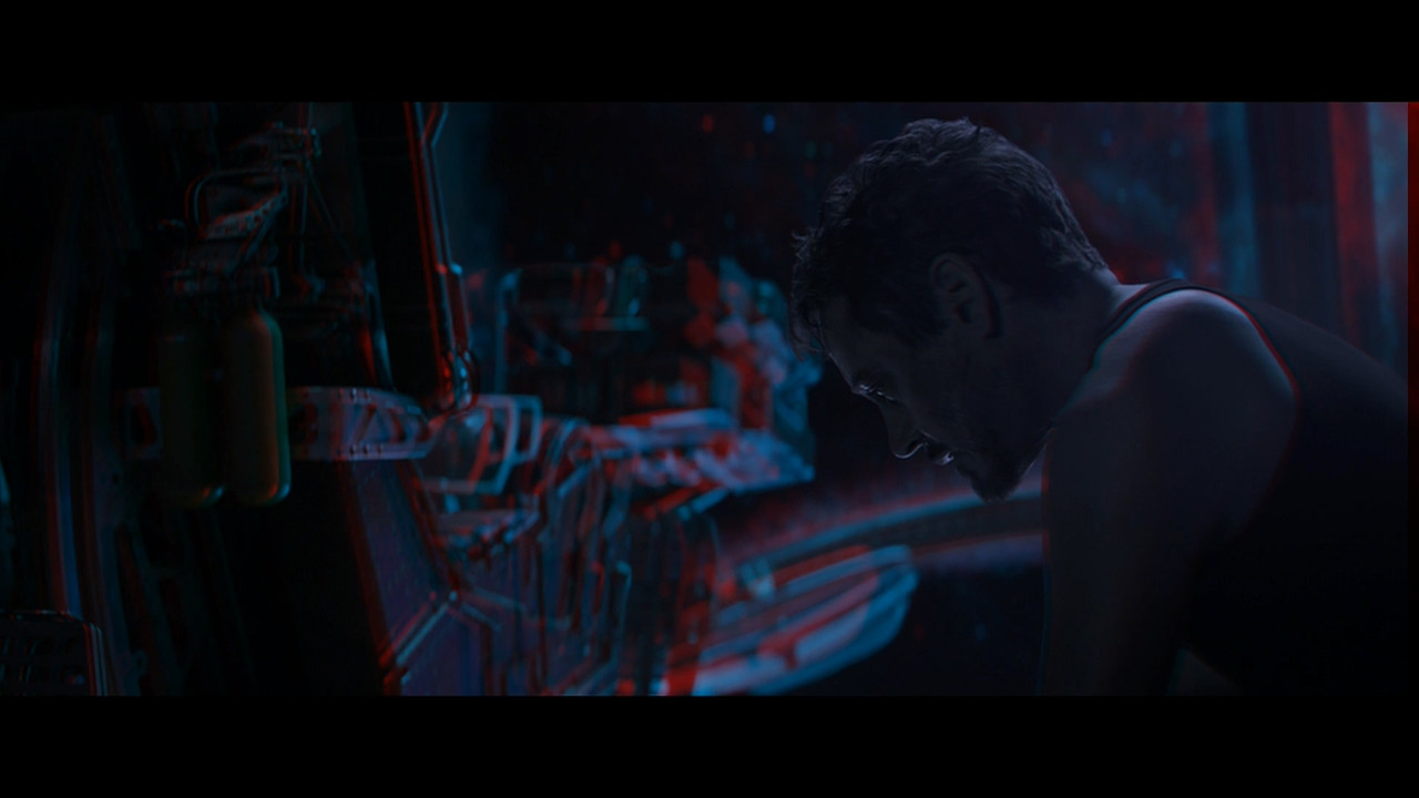 Avengers_Endgame.(2019).3D.(Anaglyph_Dubois).mkv_20220801_121437.614