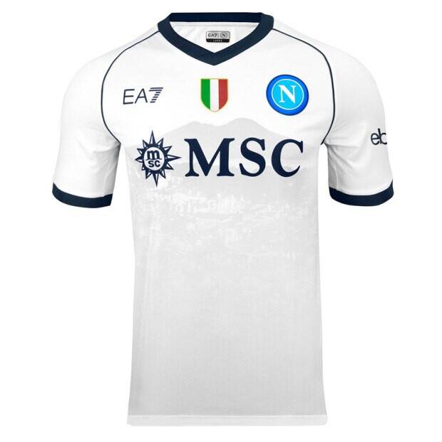 Calcio Napoli nelle nuove magliette c