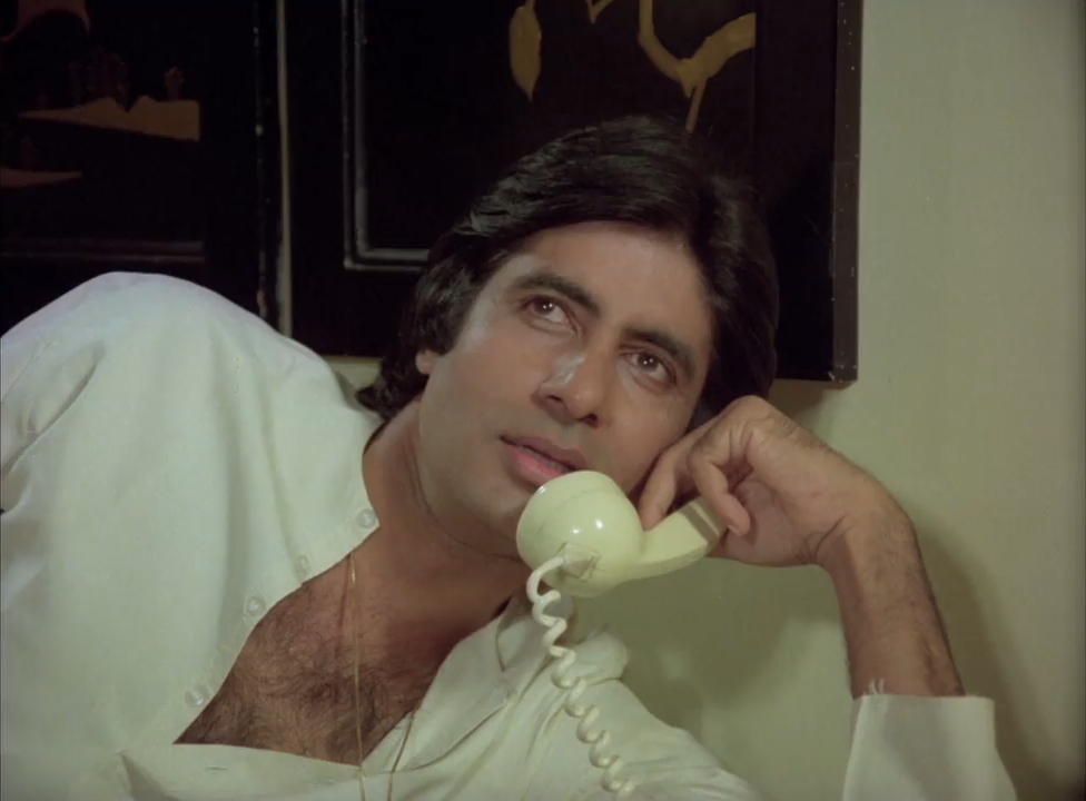 Silsila 1981 WebRip [Hindi] 480p 720p ESub Screenshot