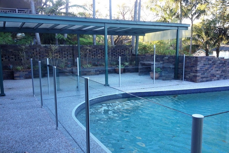 glass pool fencing