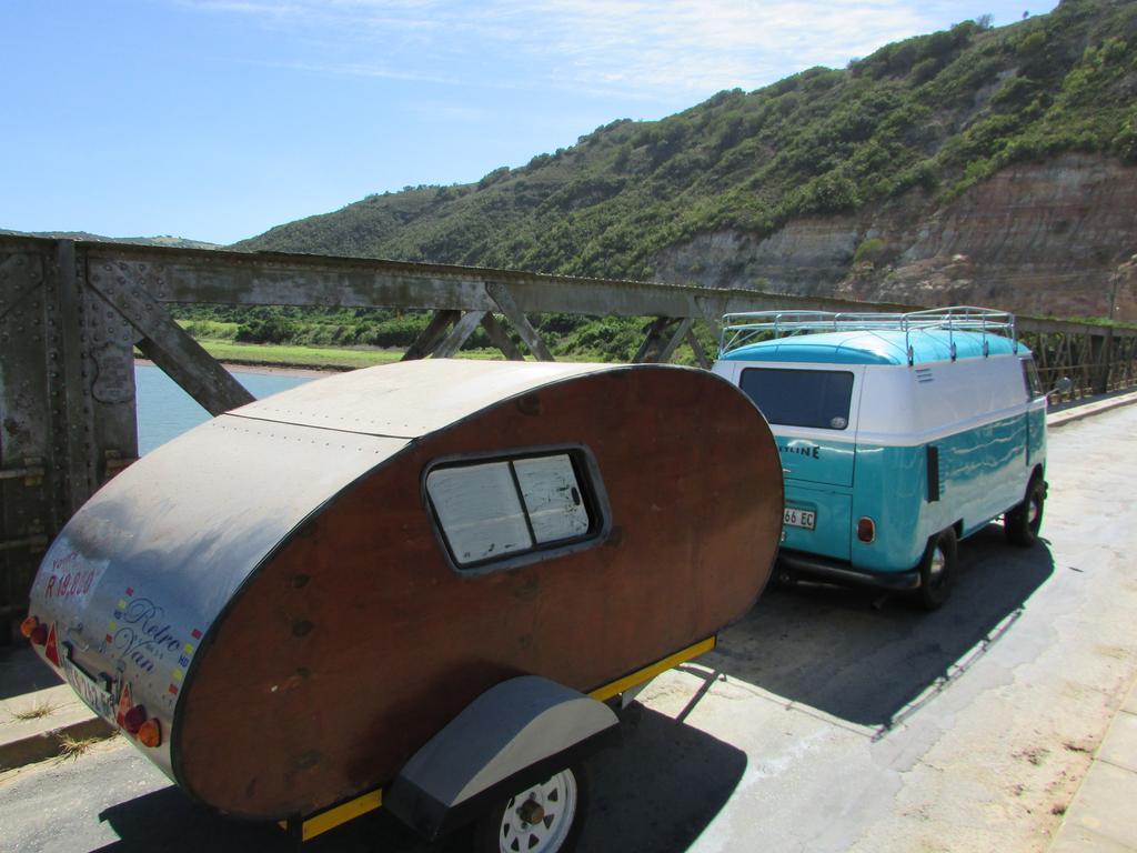 Tear drop repair trip (4)