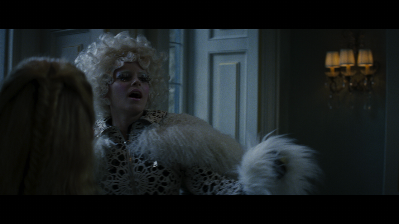 The.Hunger.Games.Catching.Fire.2013.2160p.UHD.BDRemux.TrueHD.Atmos.7.1.HYBRID.DoVi.mkv_001043.297