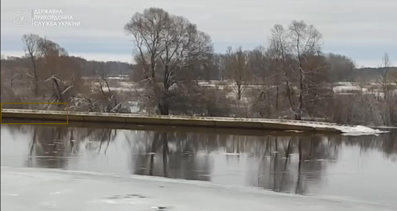 1020 River link pontoon (for unknown floating bridge system) capt 07 01 24