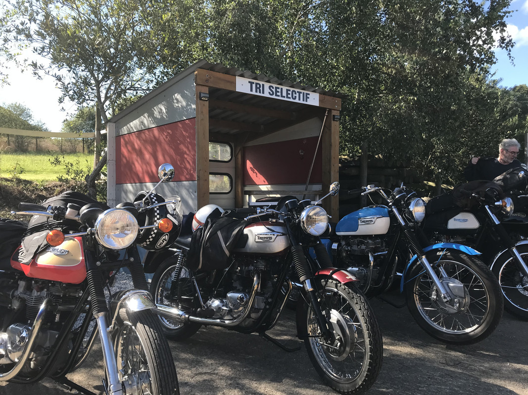 7B74E631-F2CD-433F-8147-1706F783A2EF