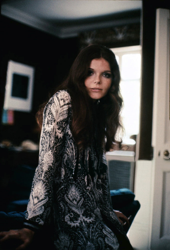 samantha_eggar_c30