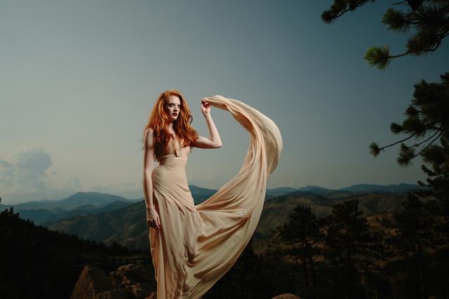 Fashion Photography - Dramatic backdrop Fashion Photography - Dramatic backdrop