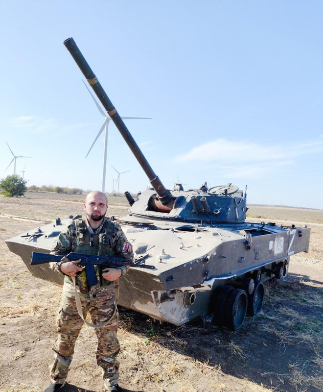 1052 BMD-4M destr 02 11 24