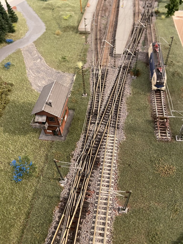 D2CA591D-8FB6-49F1-973F-AE8691B17F58