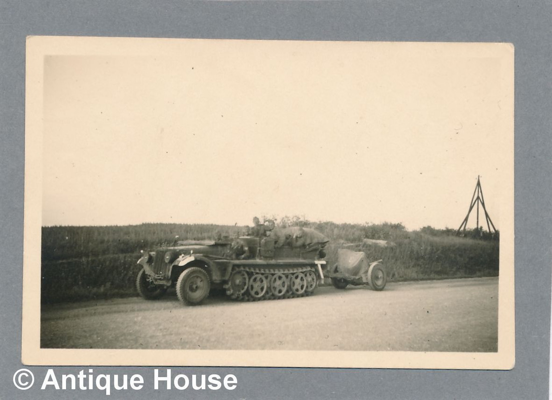 WK II Sonder KFZ Halbkette mit angehängter PAK