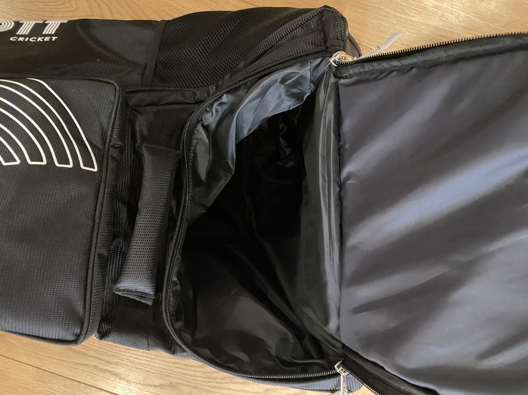 8F4E2F33-D7A8-4371-9170-60E7989D8DB1