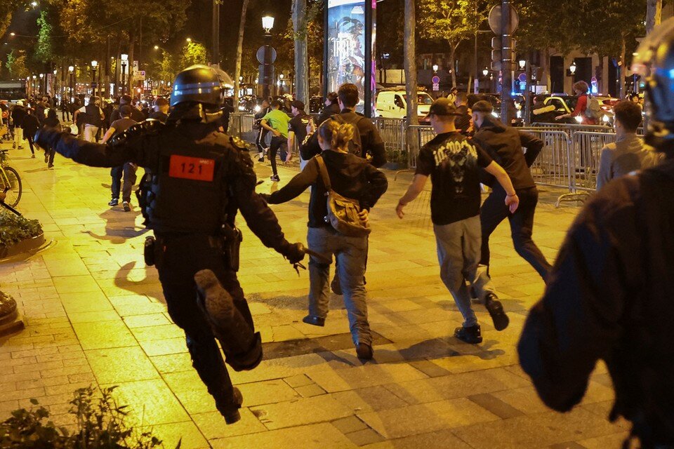 Demokratijos naujienos ir teisė į protestą