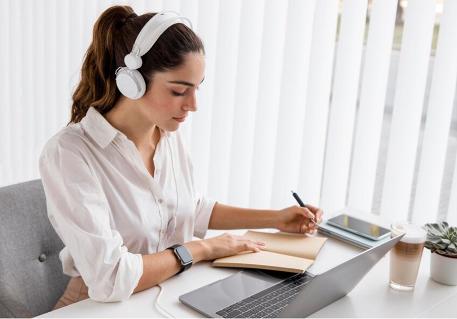 Subscription Box Curator