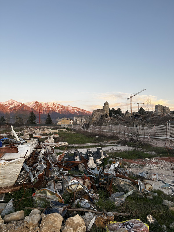 E10D200B-3EAB-4222-AAEE-21C952972856