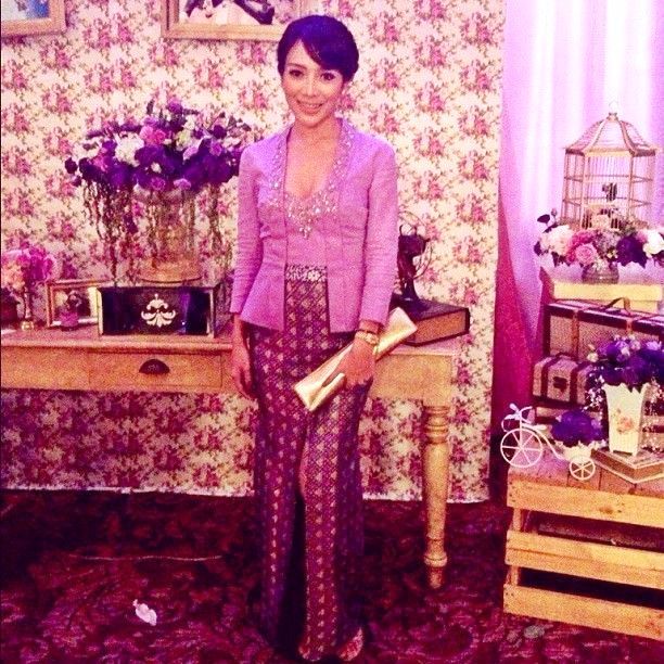Kebaya Kutu Baru Modern 2018