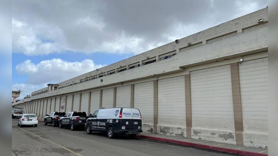 Frente a la penitenciaría de Tijuana, sicarios terminan con la existencia de un abogado