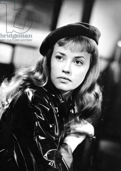 Jeanne Moreau (Dortoir Des Grandes - 1953).