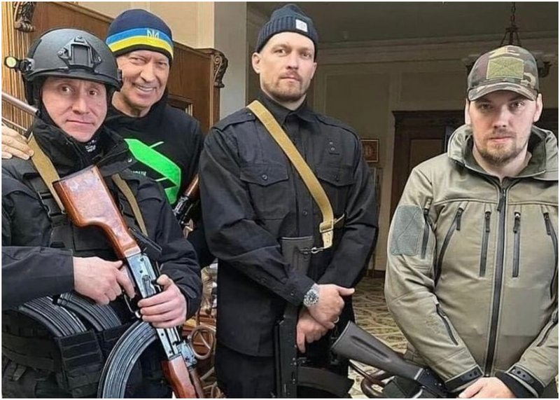 Александър Усик: Украйна ми е по-важна от поясите