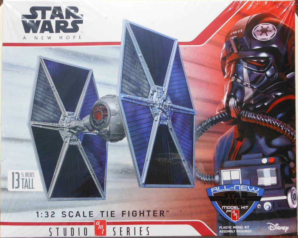 AMT 32 TIE Fighter (AMT1341 06)