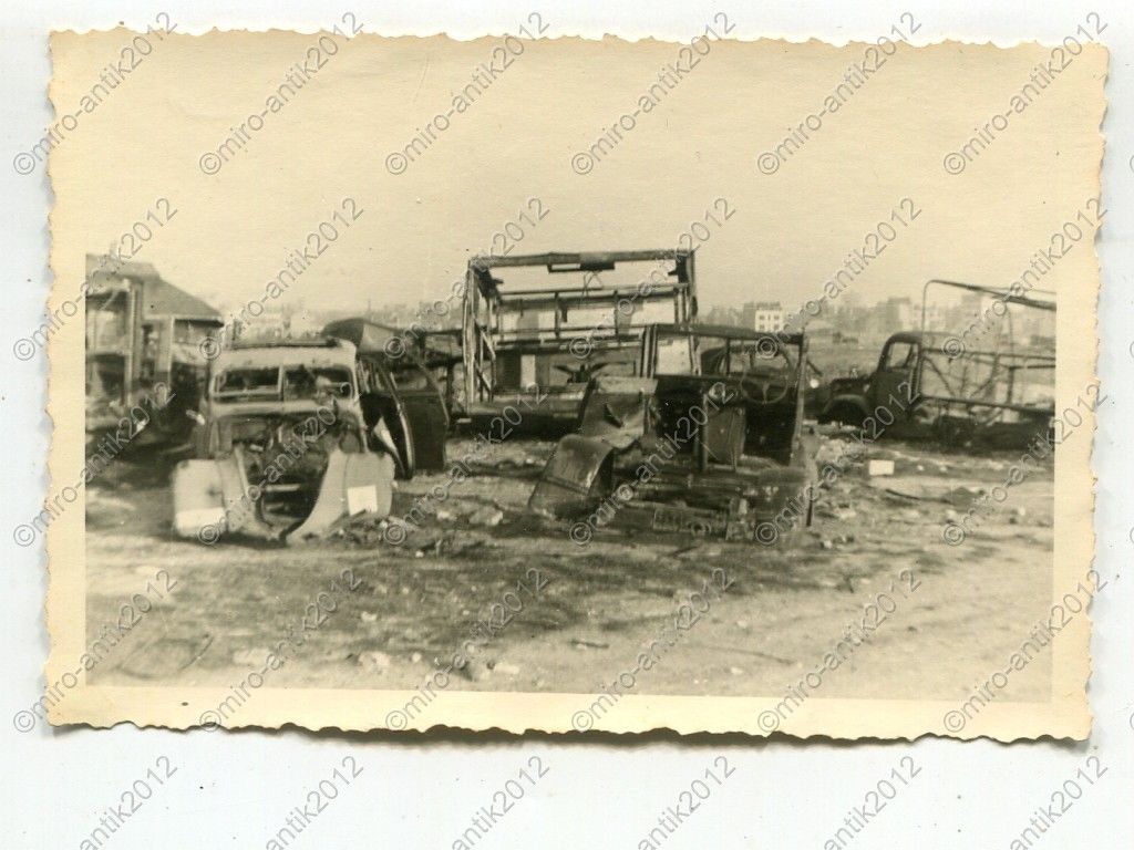 Foto, Wehrmacht, zerstörte PKW, LKW, Einsatz Dün