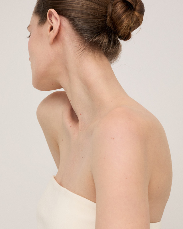 ABRAMCZYK BEAUTY AFTERS 0137
