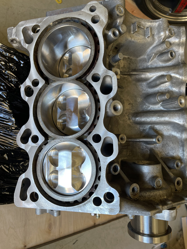 EF0CB7F5-AB4C-4840-8AEE-F25C0E40F76A