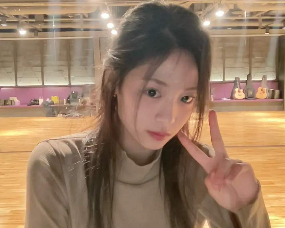 20250525_173308_copy_2400x1920