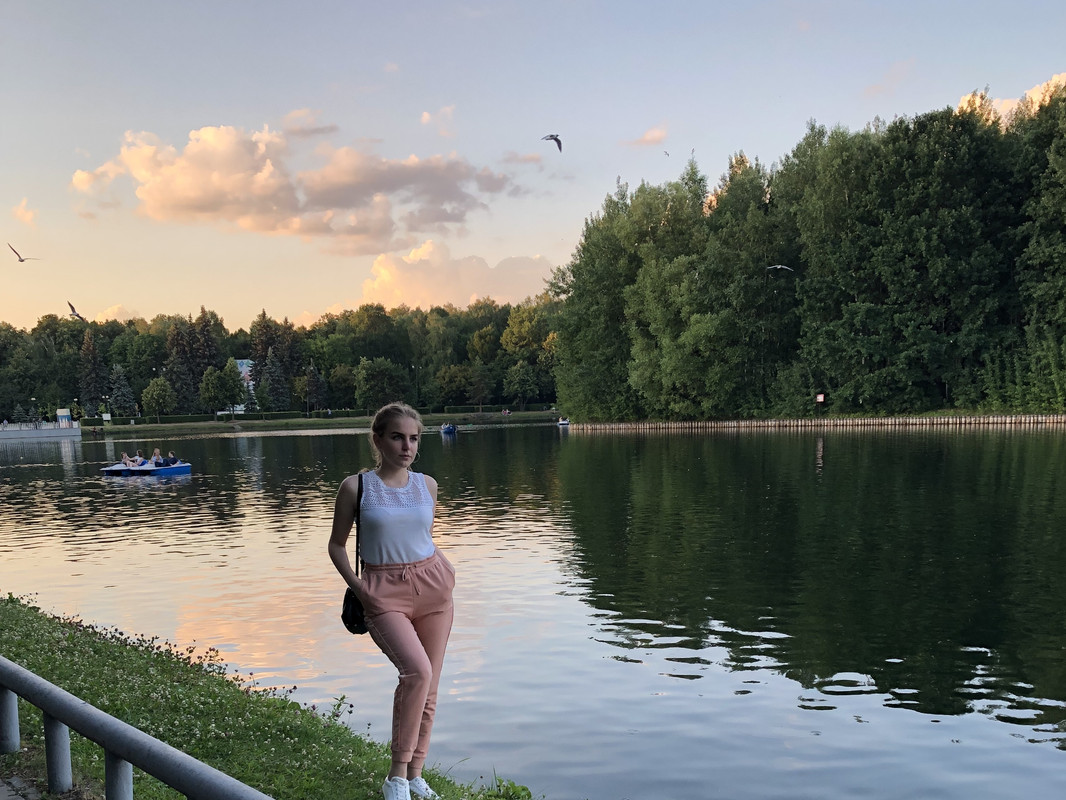 8EA35F19-6B2C-4291-81A3-EE901B54F2A4