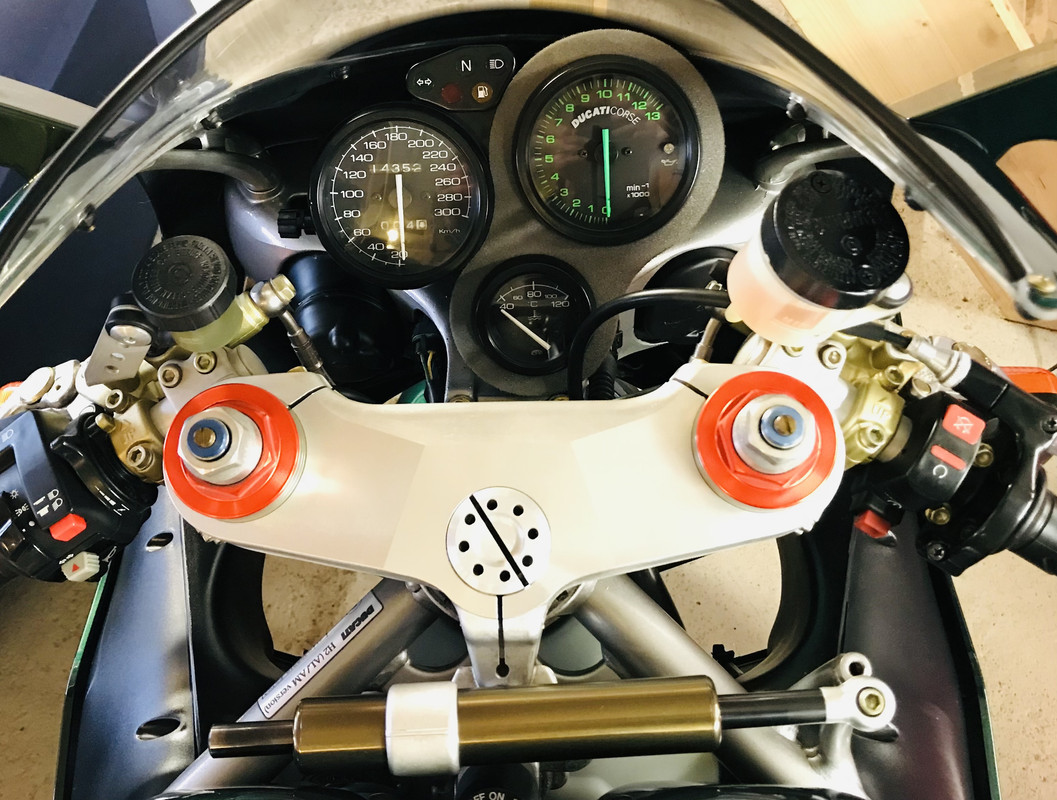 D3D48C64-4058-4B1E-85BD-B21B7B541538