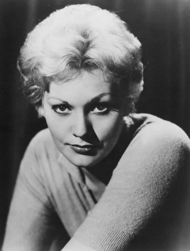 kim_novak_363
