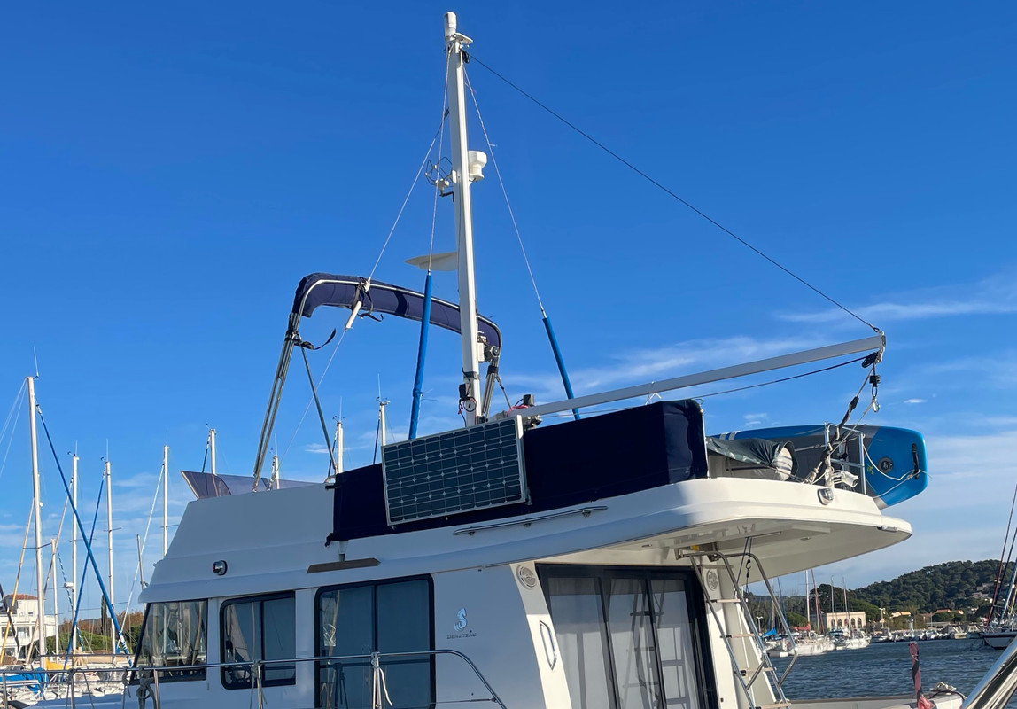 3CFD6106-54E8-43D1-9BEE-05A6FD0084FC