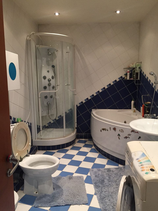 CB5D1D3B-4B2E-440E-A4A4-B327E9524E63